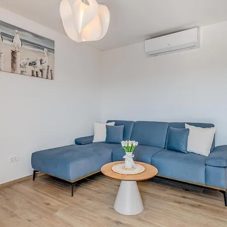 Niky Lejlighed Trogir