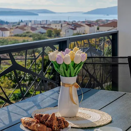 Niky Lejlighed Trogir